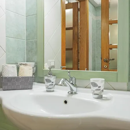 Saint Simplicio House Appartamento *
