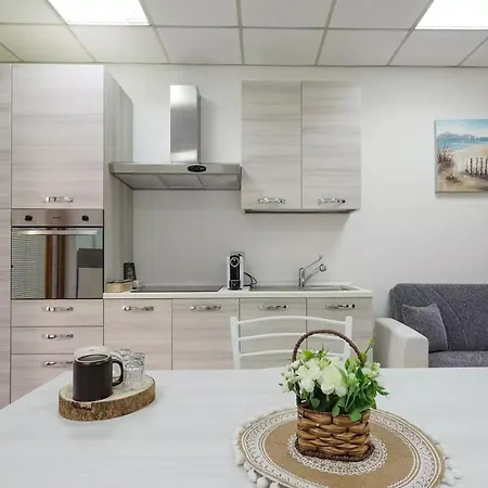 Saint Simplicio House شقة