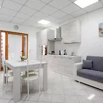 דירה Saint Simplicio House אולביה