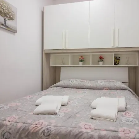 Saint Simplicio House Appartamento