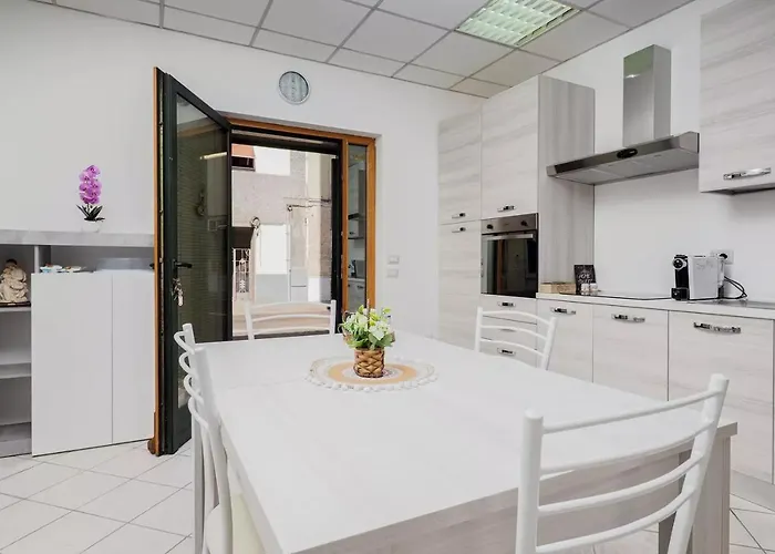 Saint Simplicio House *